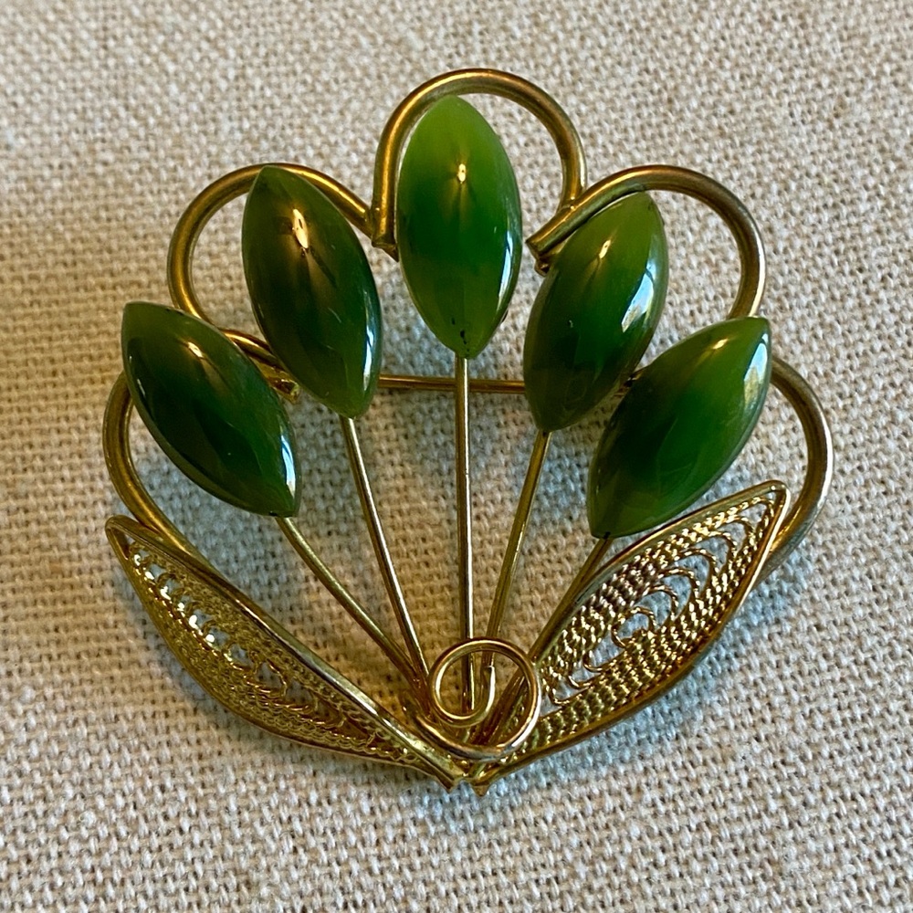 Vintage Gold-tone Jade Floral Brooch